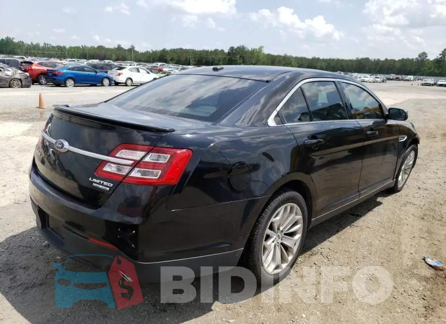 1FAHP2F82GG137634 Photo# 4