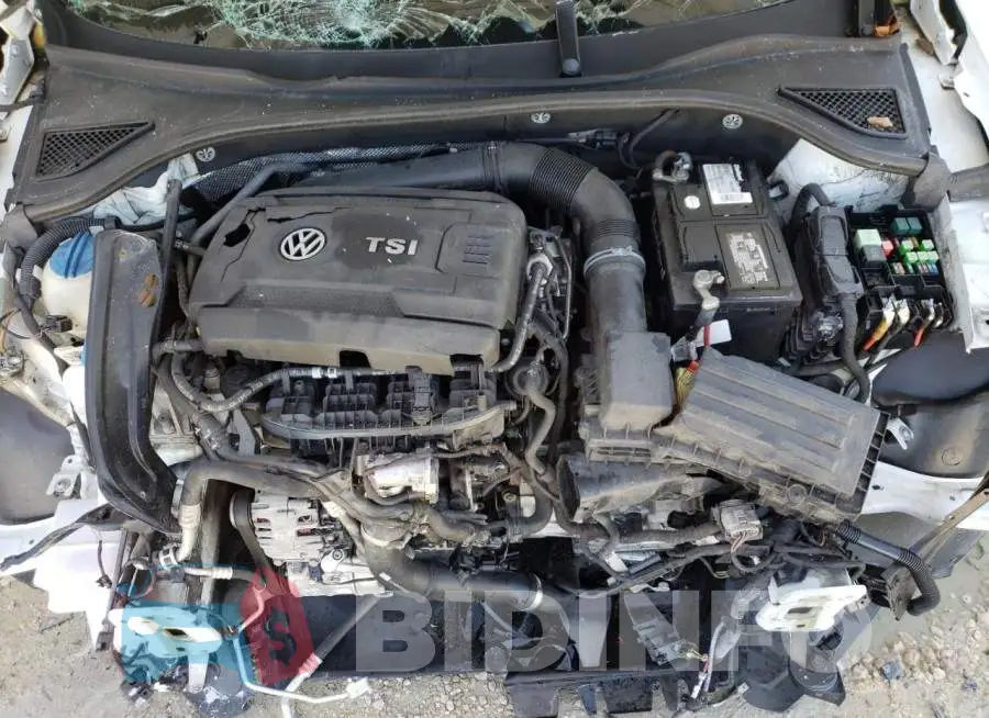 1VWBS7A34GC037997 Photo# 7