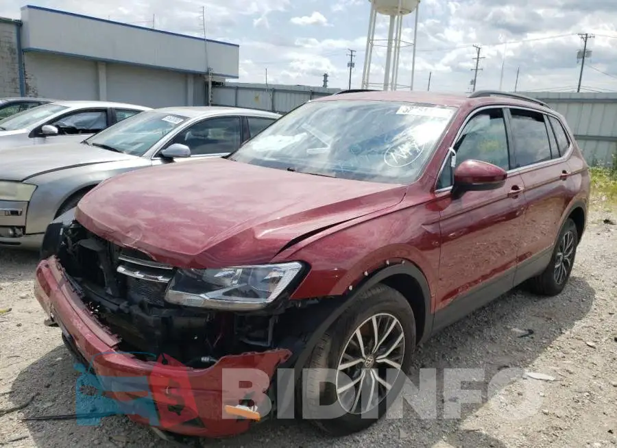 3VV2B7AX7KM130284 Photo# 2