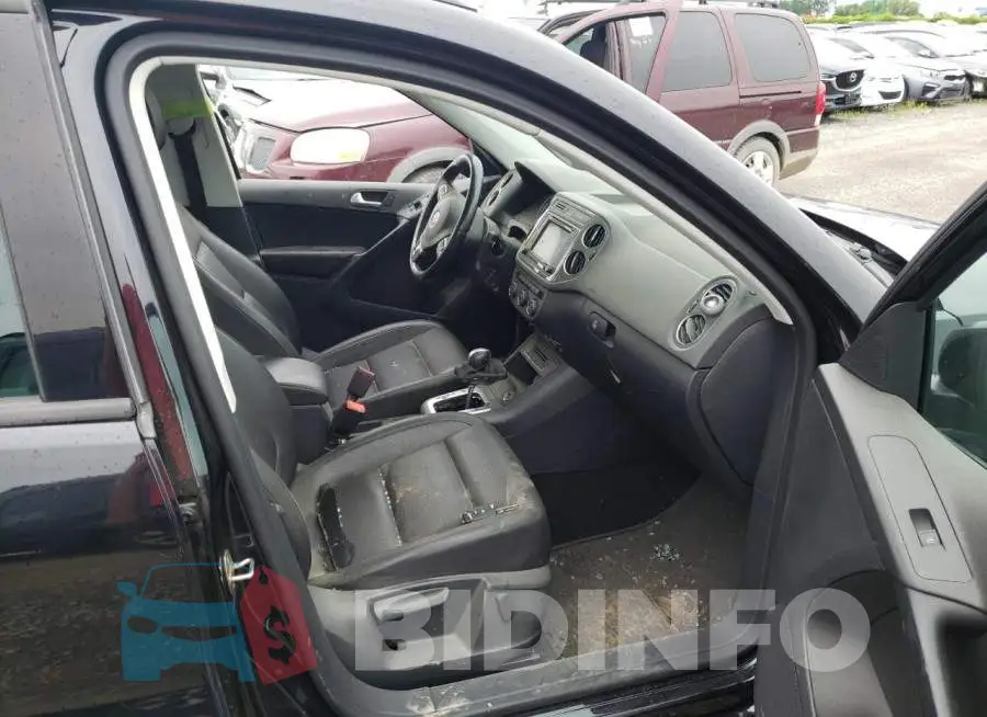 WVGNV7AX0HW507321 Photo# 5