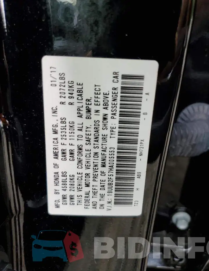 19UUB2F57HA005553 Photo# 10