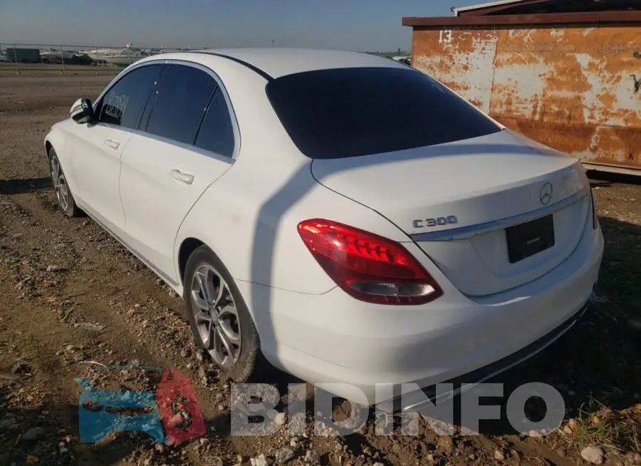 55SWF4JB3GU131787 Photo# 3