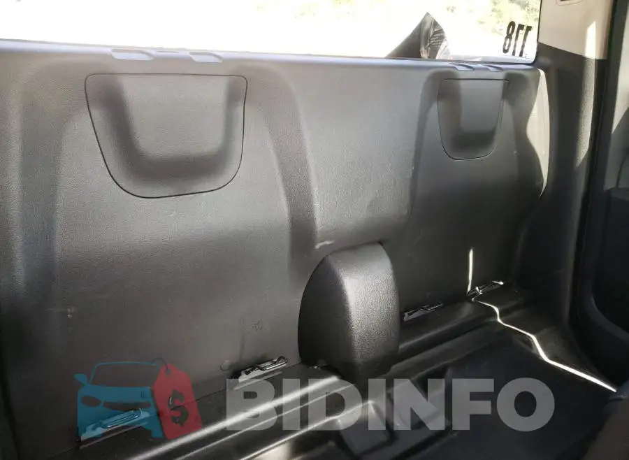 1GCHSCEA6M1250178 Photo# 6