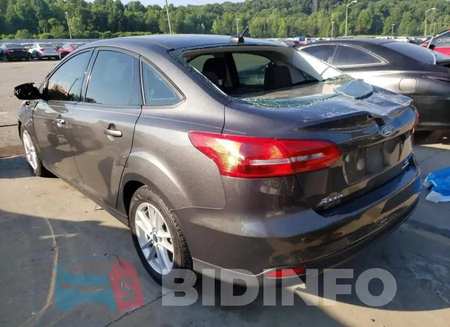 1FADP3F26GL204484 Photo# 3