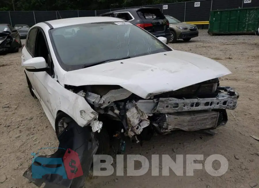 1FADP3L99HL201873 Photo# 9
