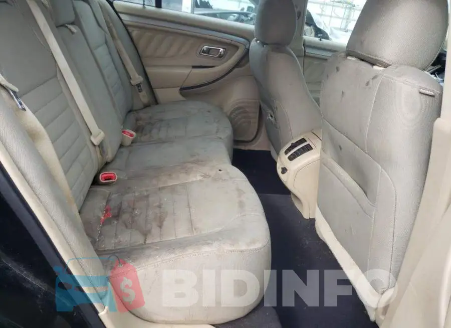 1FAHP2D80JG138467 Photo# 6