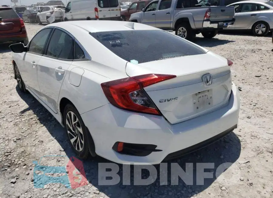 19XFC2F70HE038008 Photo# 3