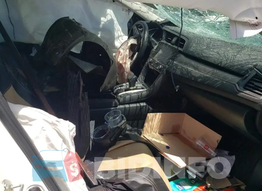 19XFC2F73GE246737 Photo# 5