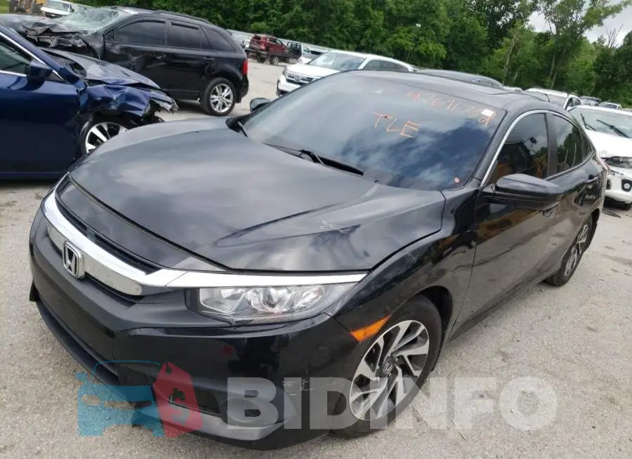 19XFC2F80HE051933 Photo# 2