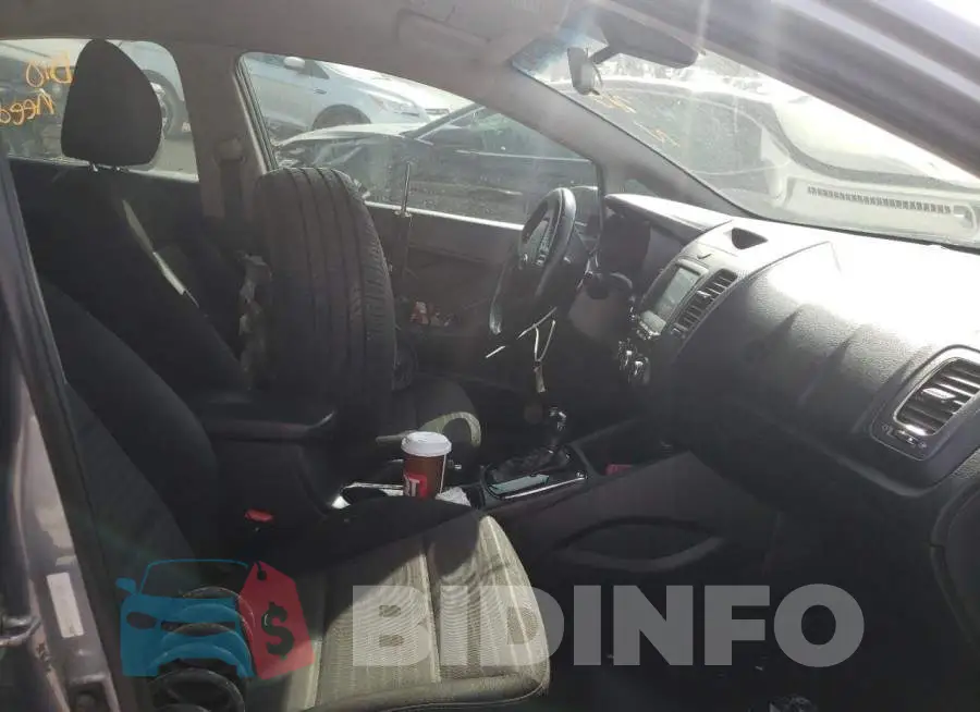 3KPFL4A75HE120884 Photo# 5