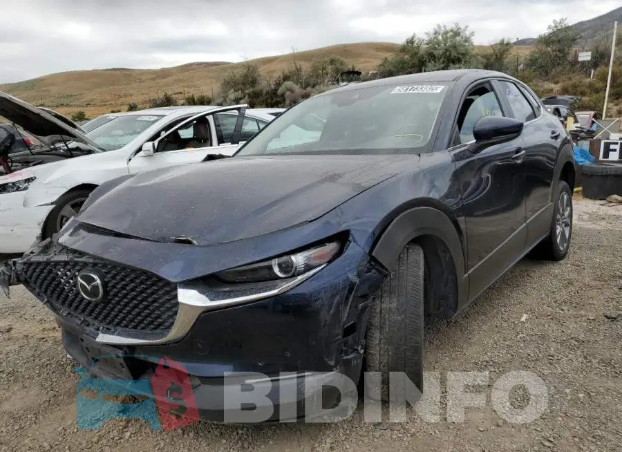 3MVDMBBL9MM243235 Photo# 2
