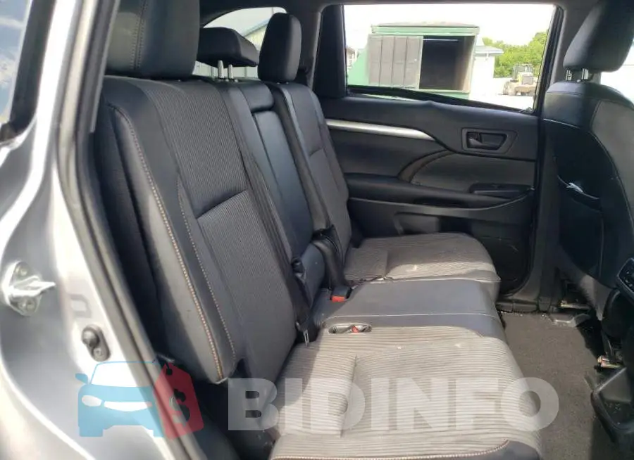 5TDBKRFH4GS246884 Photo# 6