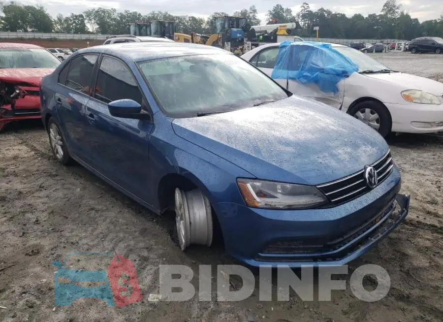 3VW2B7AJ3JM225513 Photo# 1