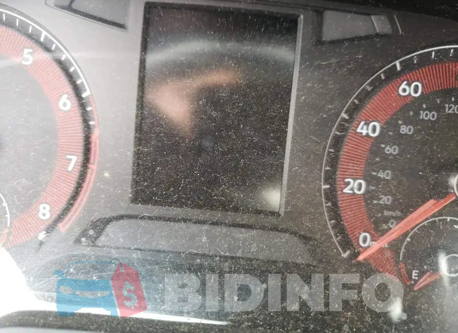 3VWC57BU3KM220401 Photo# 8