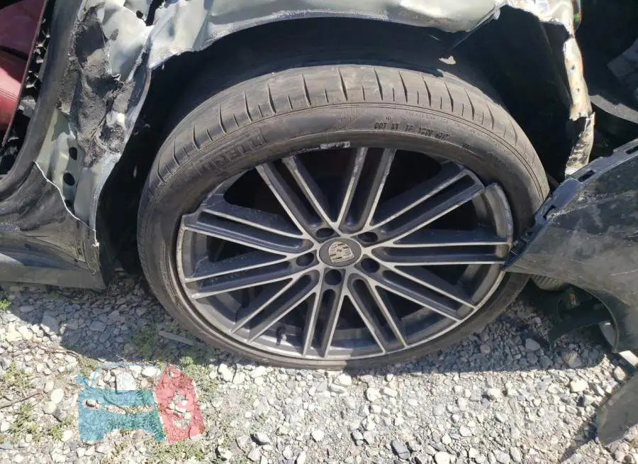 WP0AA2A72HL101334 Photo# 9