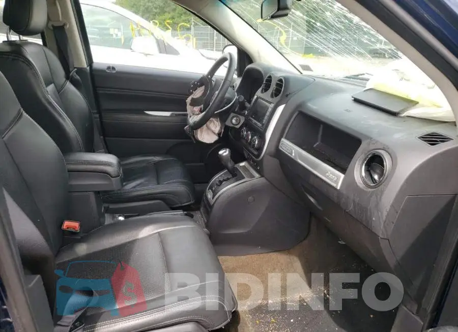 1C4NJDEB5HD176969 Photo# 5