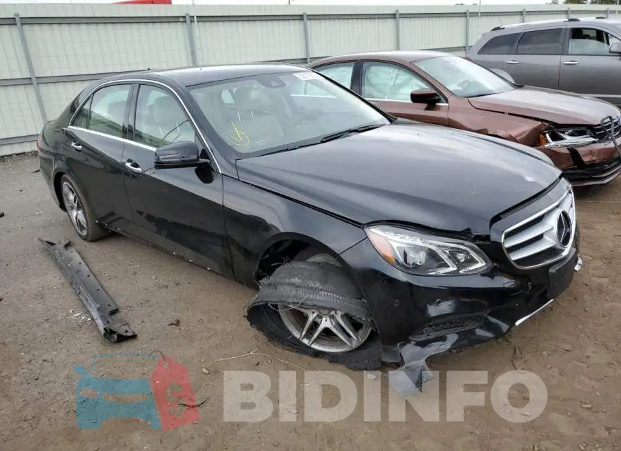 WDDHF8JB6GB224054 Photo# 1