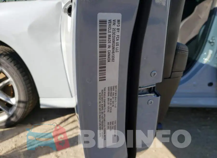 2C3CDXMG5MH613397 Photo# 10