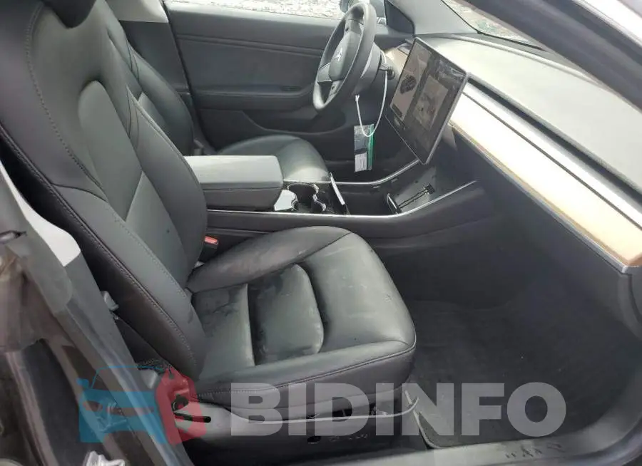 5YJ3E1EB5KF510282 Photo# 5