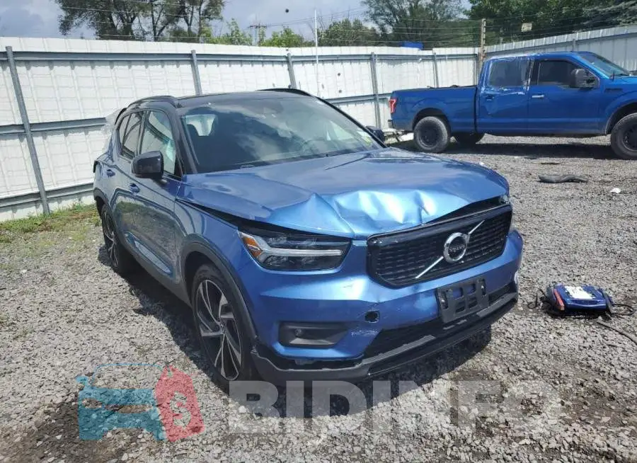 YV4162UM2L2289352 Photo# 1