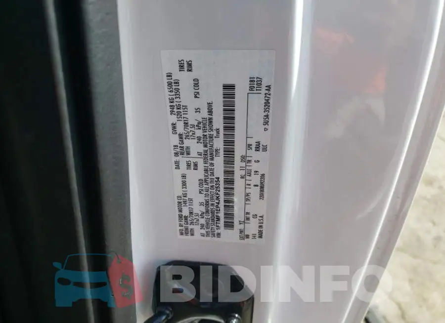 1FTMF1EP4JKF25354 Photo# 10