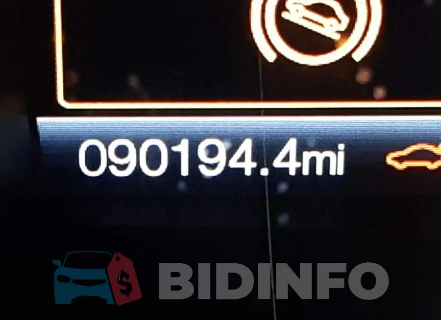 3FA6P0K93GR400054 Photo# 8