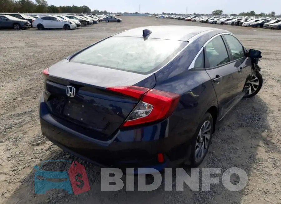 19XFC2F82HE216297 Photo# 4