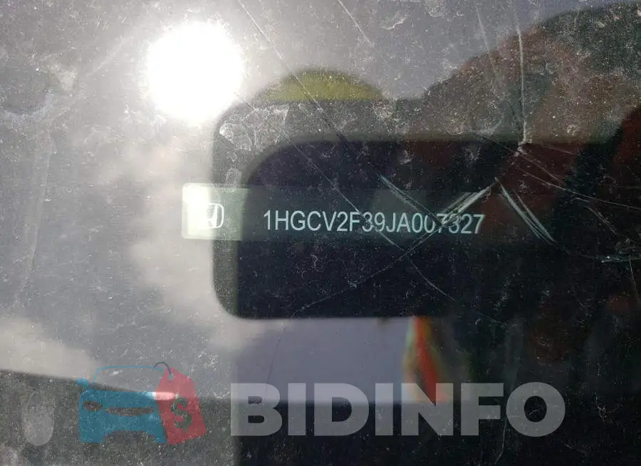 1HGCV2F39JA007327 Photo# 10