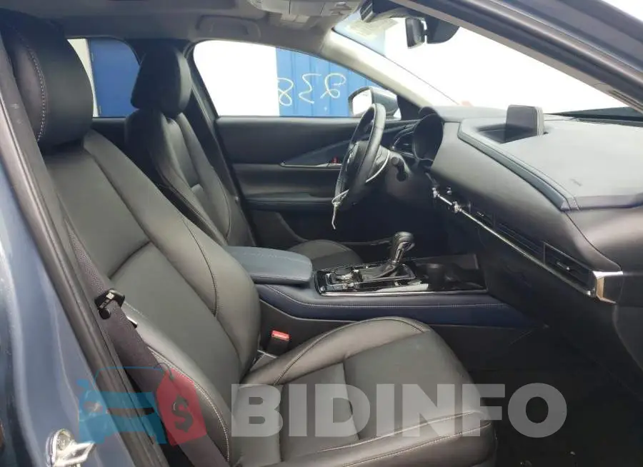 3MVDMBCL2MM206526 Photo# 5