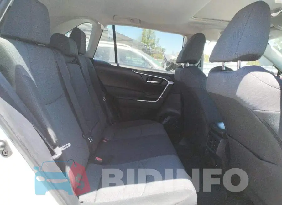 2T3P1RFV6MC206686 Photo# 6