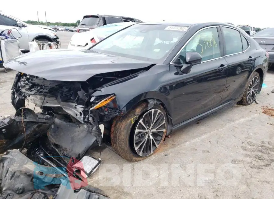 4T1B11HK0JU140704 Photo# 2