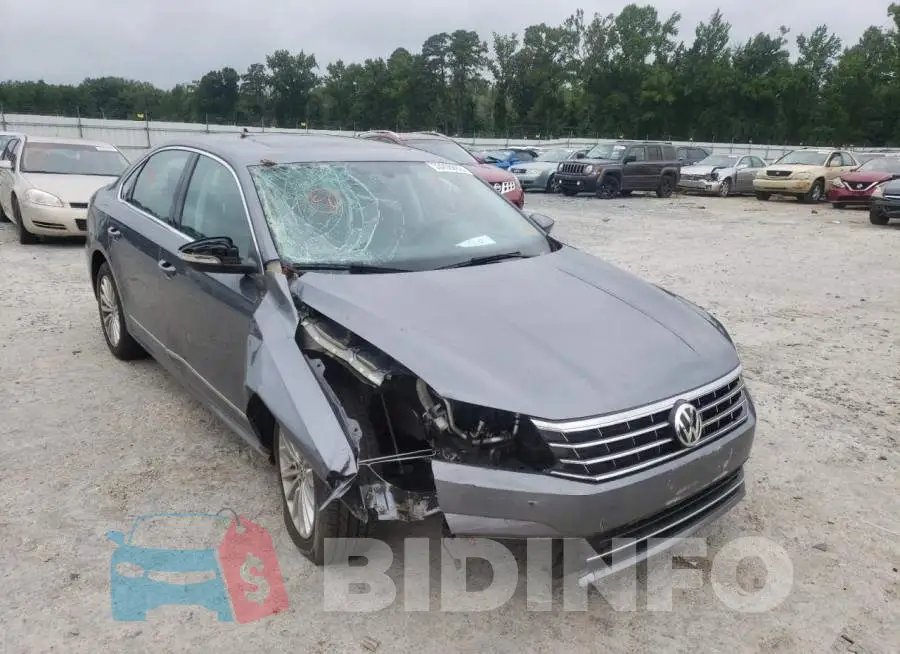 1VWBS7A33GC061482 Photo# 1