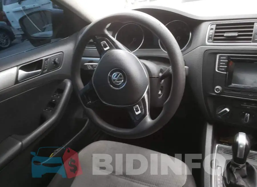 3VW2B7AJ9HM367777 Photo# 9