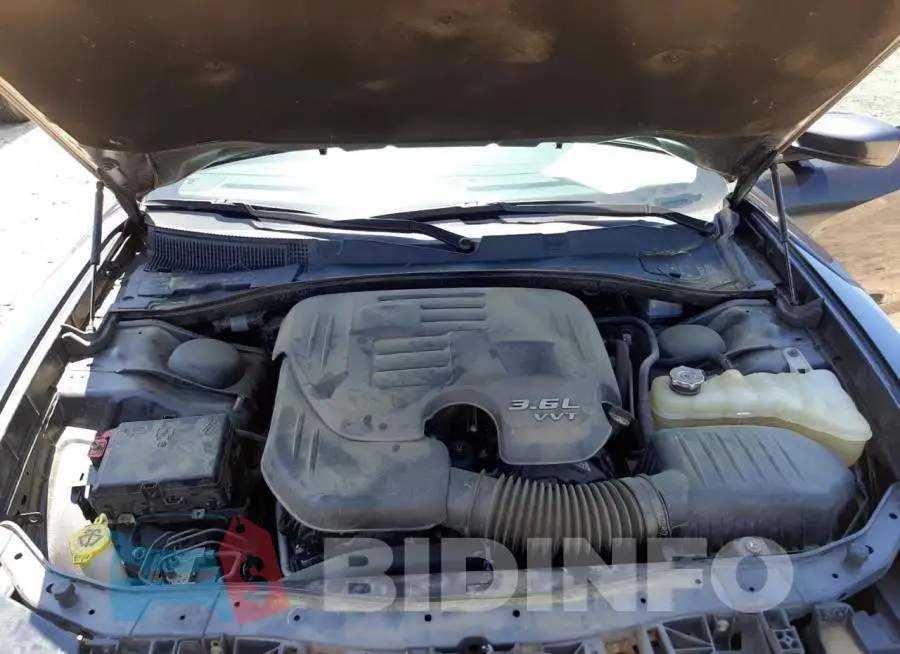 2C3CDXHG4HH515588 Photo# 7