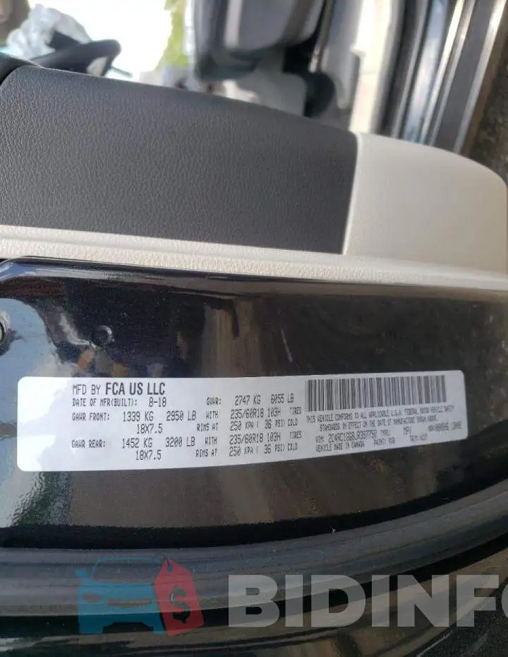 2C4RC1GG8JR357750 Photo# 10