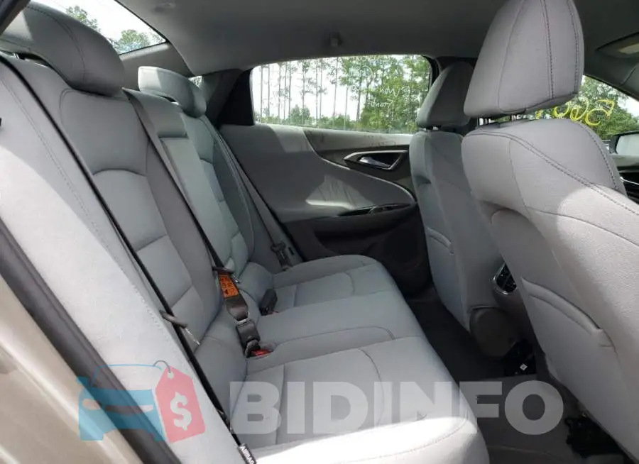 1G1ZD5ST5NF151655 Photo# 6
