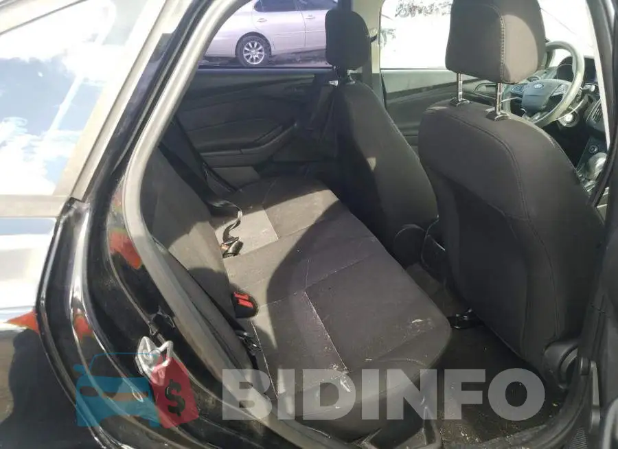 1FADP3E27GL229976 Photo# 6