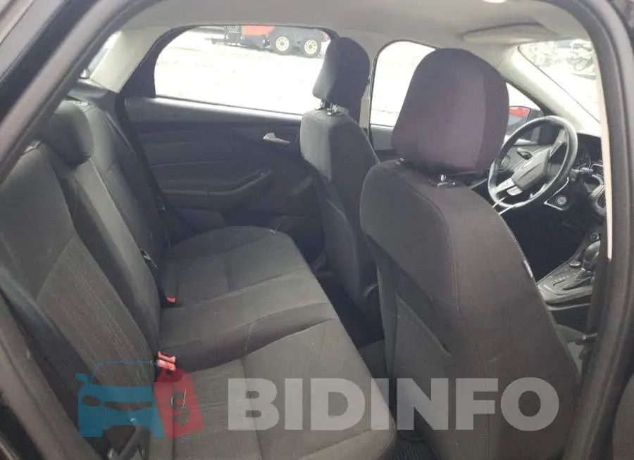 1FADP3F2XHL326430 Photo# 6