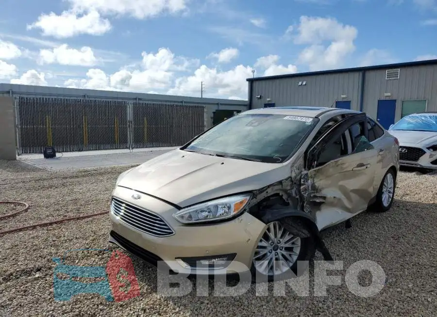 1FADP3J27HL202428 Photo# 2