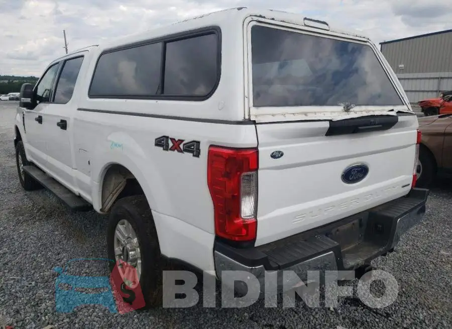 1FT7W2B68JEC62069 Photo# 3
