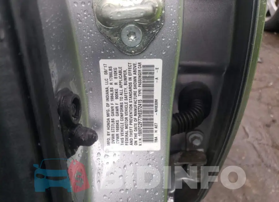 19XFC2F77HE072415 Photo# 10
