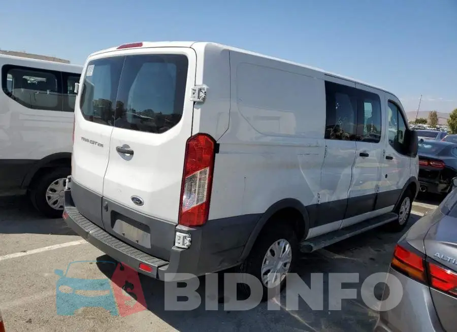 1FTYR1ZM4JKB17879 Photo# 4