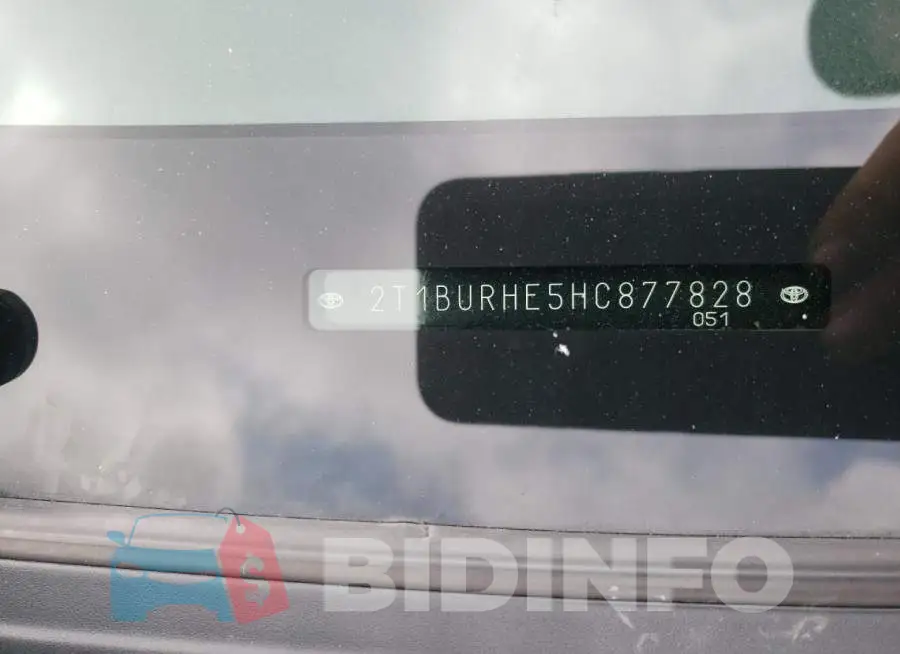 2T1BURHE5HC877828 Photo# 10