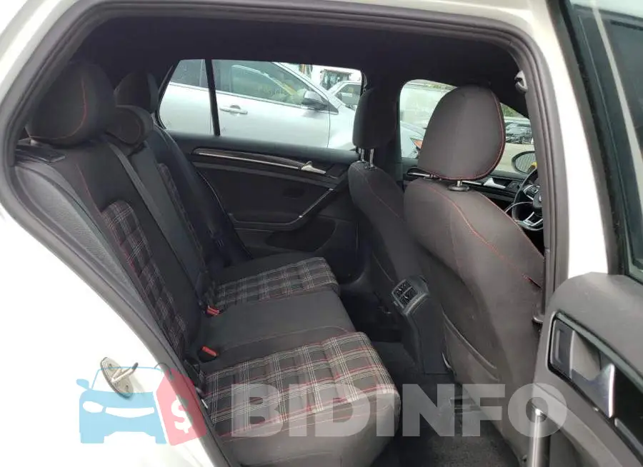 3VW4T7AU6HM062687 Photo# 6