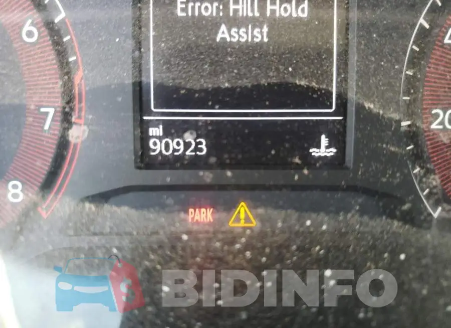 3VWC57BU6KM188320 Photo# 8
