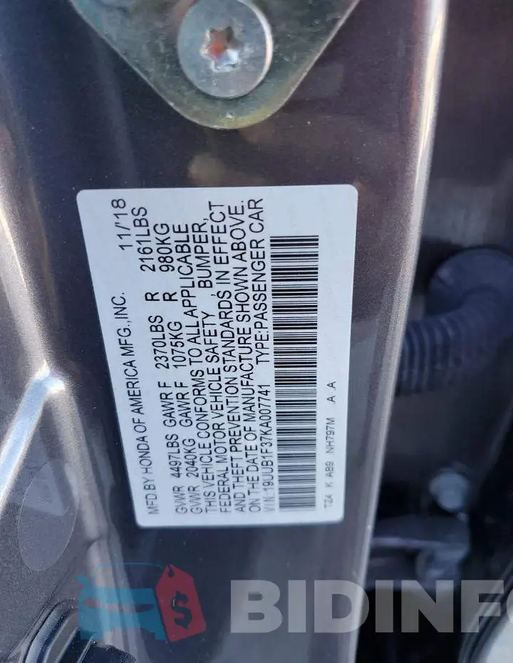 19UUB1F37KA007741 Photo# 10