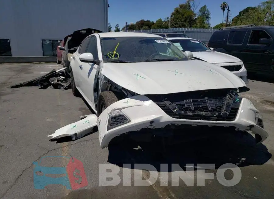 1N4BL4BV8KC216640 Photo# 9