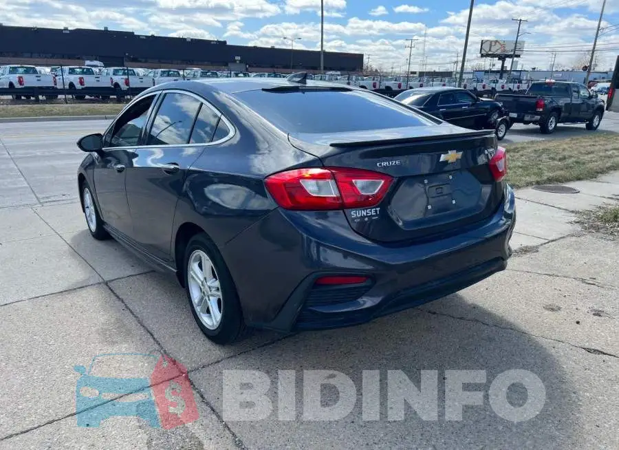 1G1BG5SM8G7325183 Photo# 3