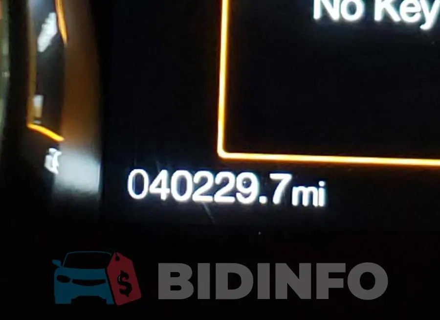 1FATP8UH3M5121658 Photo# 8