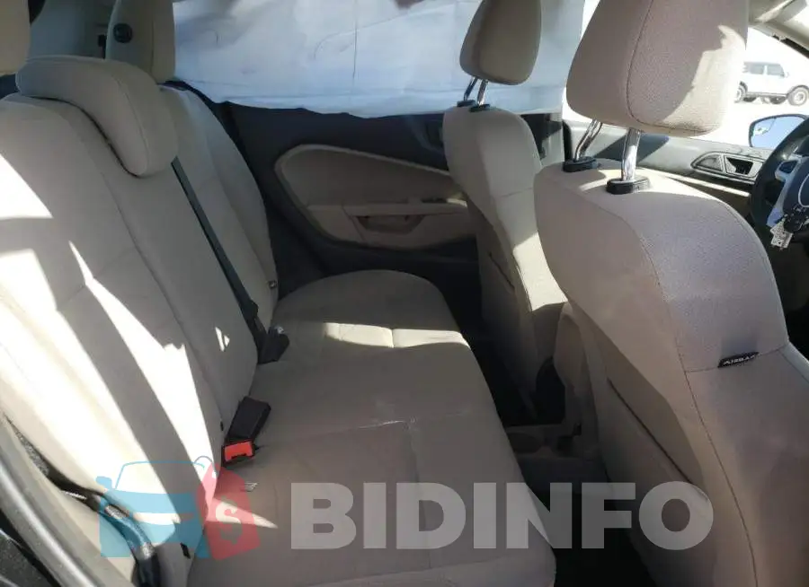 3FADP4EJ4HM123286 Photo# 6